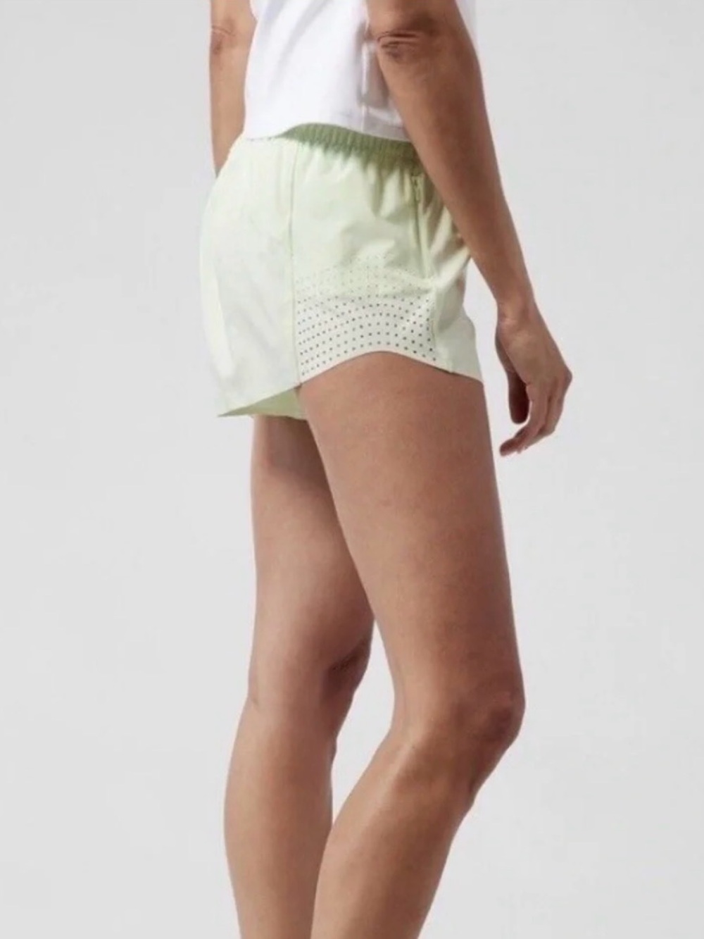 Athleta Hustle 3" Shorts Light Mint Green